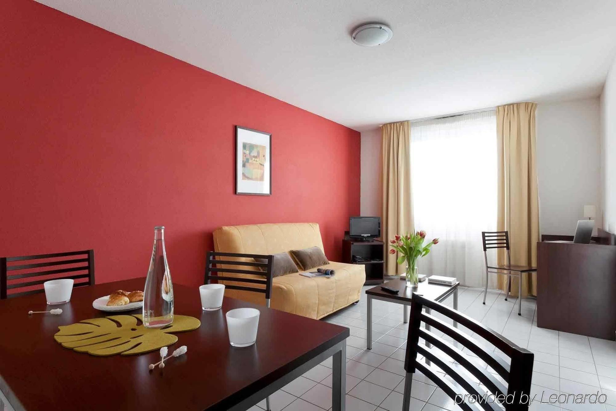 Comfort Aparthotel Besancon La City Luaran gambar
